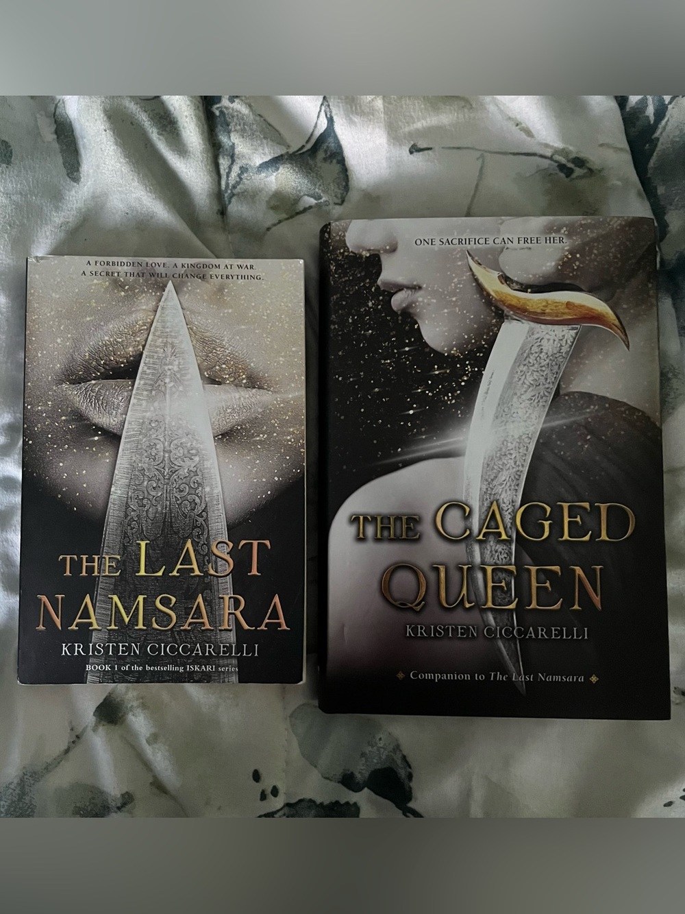 📚 4/25$ 📚 The Caged Queen & The Last Namsara | Booktok